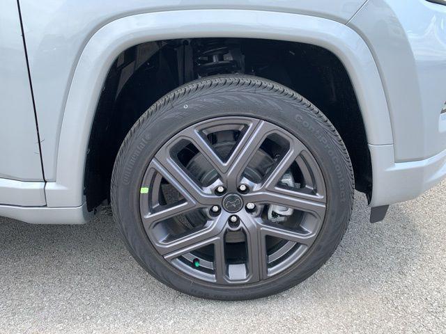 new 2025 Jeep Compass car, priced at $37,830