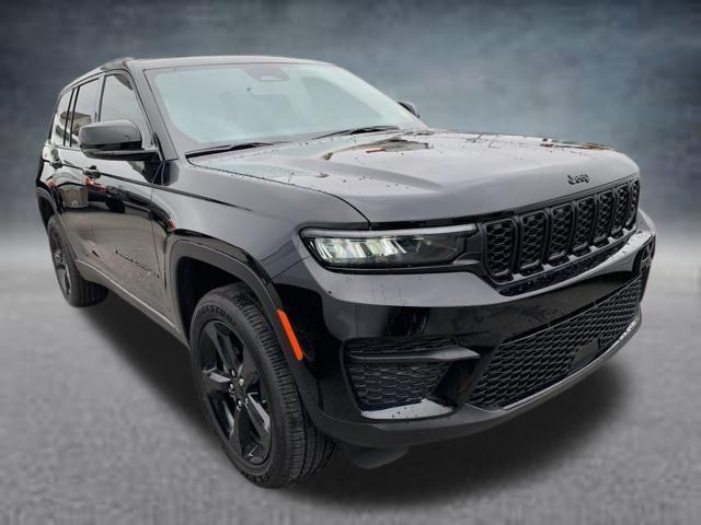 new 2025 Jeep Grand Cherokee car, priced at $45,967