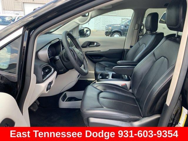 used 2024 Chrysler Pacifica car, priced at $28,445