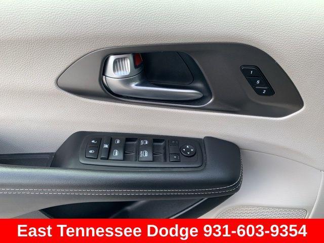 used 2024 Chrysler Pacifica car, priced at $28,445