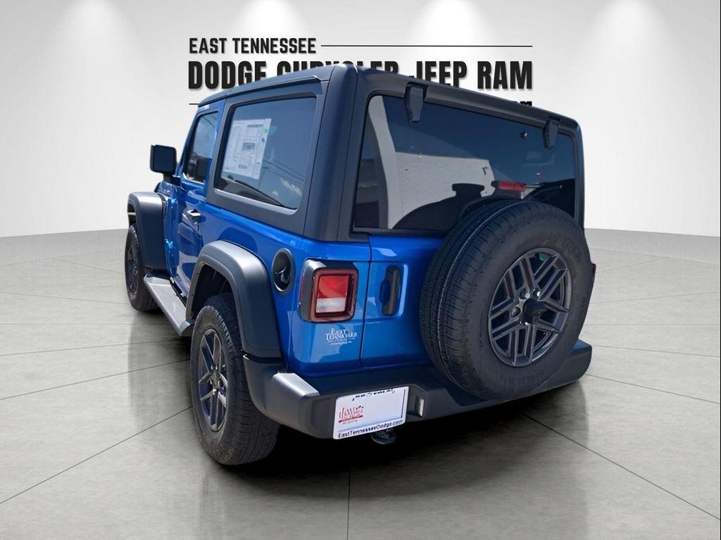 new 2025 Jeep Wrangler car, priced at $39,578