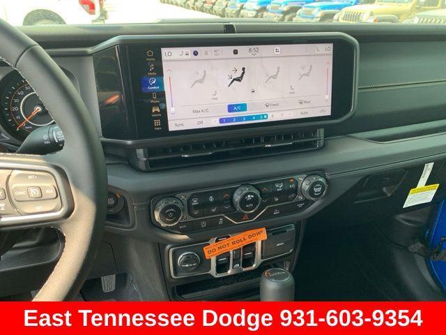 new 2025 Jeep Gladiator car, priced at $52,945