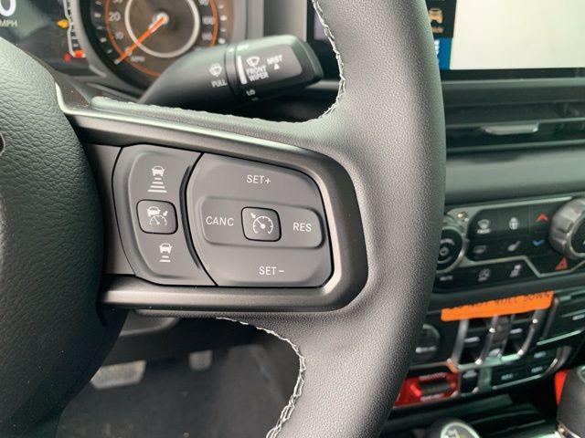 new 2025 Jeep Gladiator car, priced at $56,285