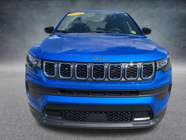 new 2025 Jeep Compass car, priced at $26,581