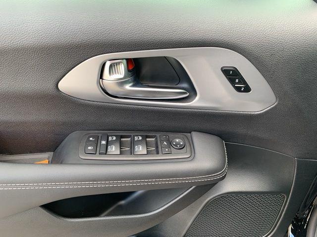 new 2026 Chrysler Pacifica car, priced at $51,565