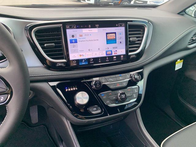 new 2026 Chrysler Pacifica car, priced at $51,565