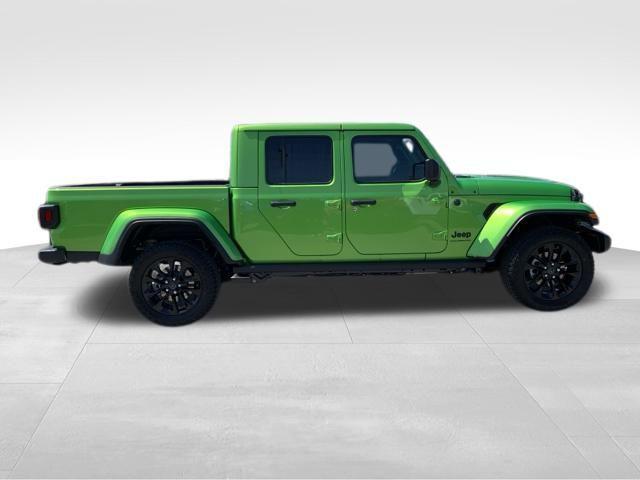 new 2025 Jeep Gladiator car, priced at $46,035