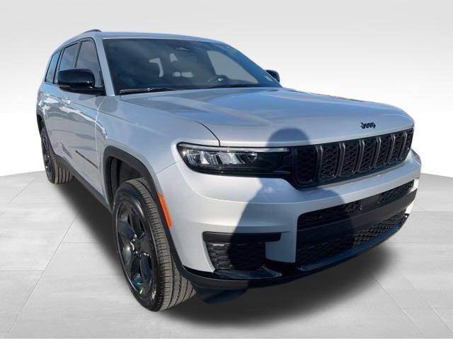 new 2025 Jeep Grand Cherokee L car, priced at $47,432