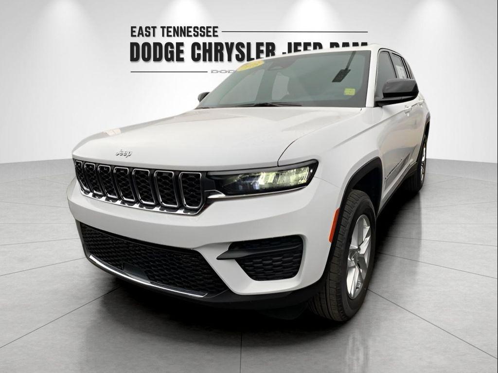 new 2025 Jeep Grand Cherokee car, priced at $36,674