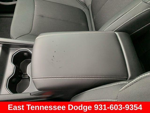 new 2025 Jeep Grand Cherokee car, priced at $41,580
