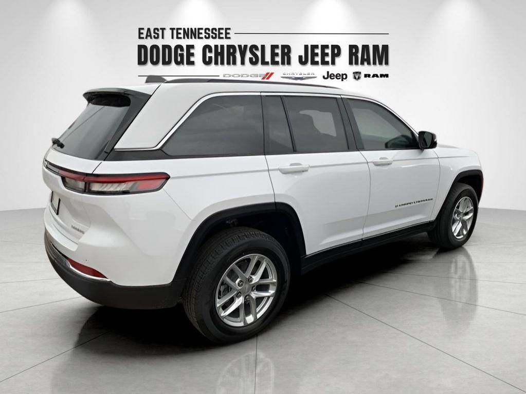 new 2025 Jeep Grand Cherokee car, priced at $36,674