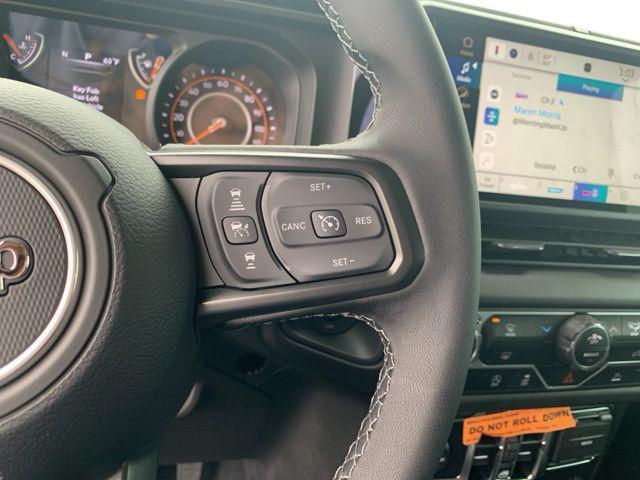 new 2025 Jeep Gladiator car, priced at $48,605