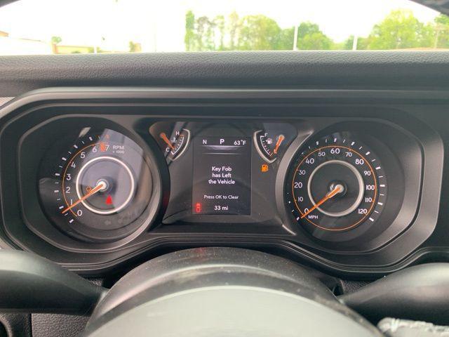 new 2025 Jeep Gladiator car, priced at $48,605