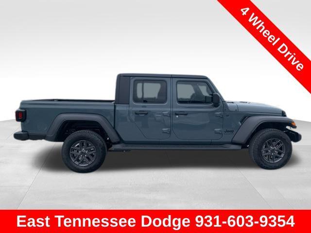new 2025 Jeep Gladiator car, priced at $48,605