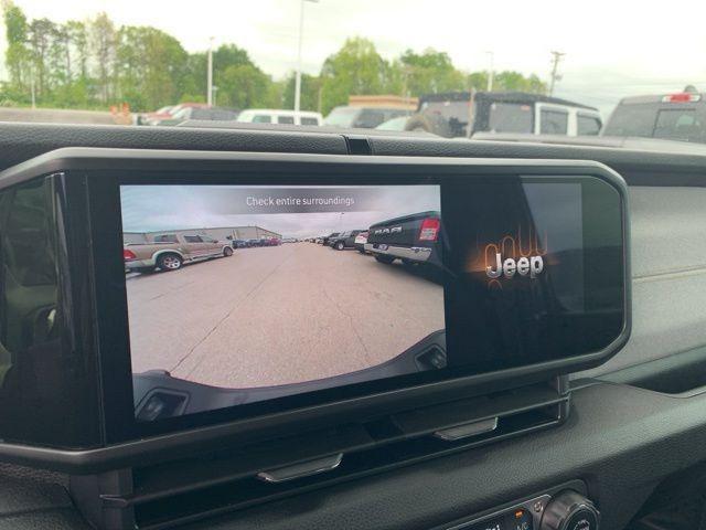 new 2025 Jeep Gladiator car, priced at $44,401