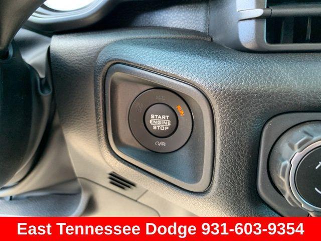 new 2025 Jeep Gladiator car, priced at $46,610