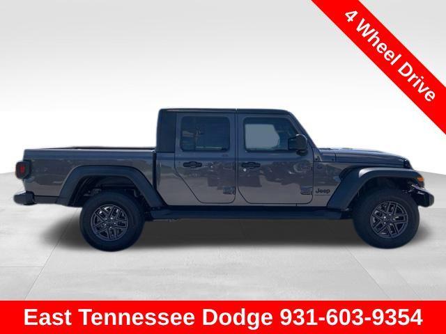 new 2025 Jeep Gladiator car, priced at $46,610