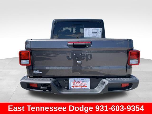 new 2025 Jeep Gladiator car, priced at $46,610