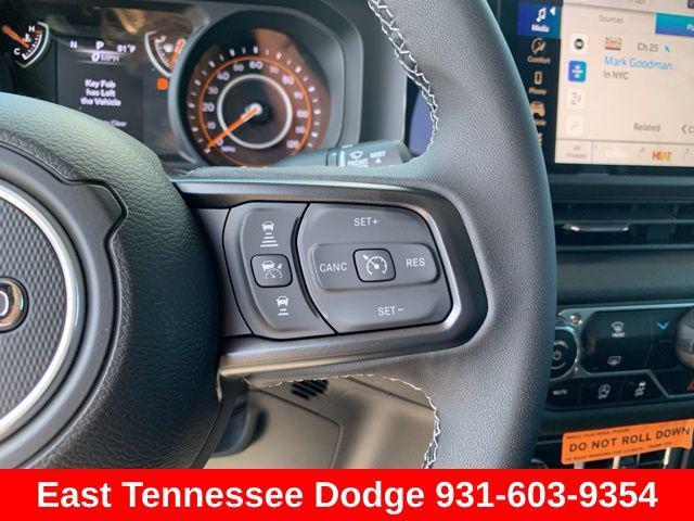 new 2025 Jeep Gladiator car, priced at $46,610