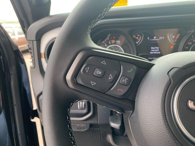 new 2025 Jeep Gladiator car, priced at $48,050