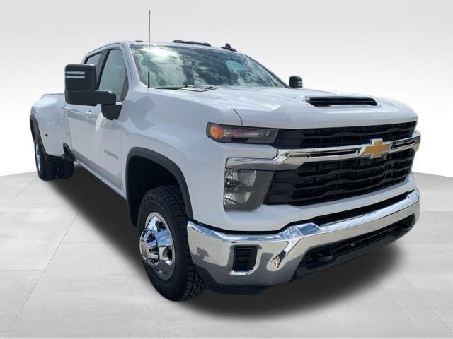 used 2024 Chevrolet Silverado 3500 car, priced at $63,014
