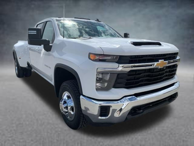 used 2024 Chevrolet Silverado 3500 car, priced at $63,014
