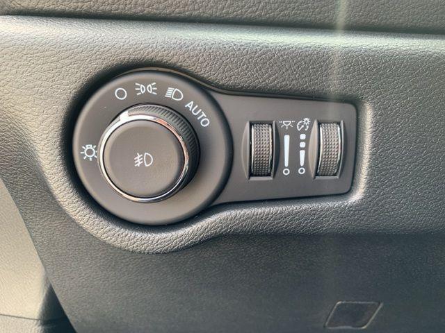 new 2026 Chrysler Pacifica car, priced at $40,905