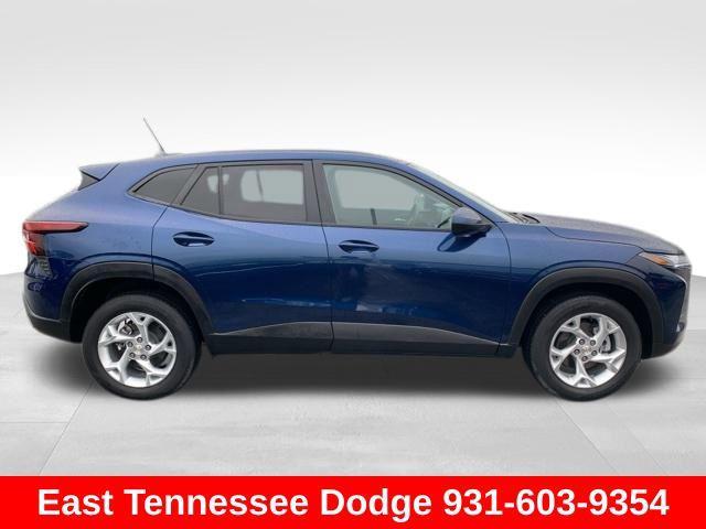 used 2024 Chevrolet Trax car, priced at $22,692