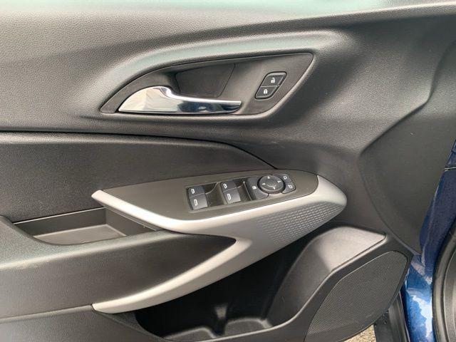 used 2024 Chevrolet Trax car, priced at $22,142
