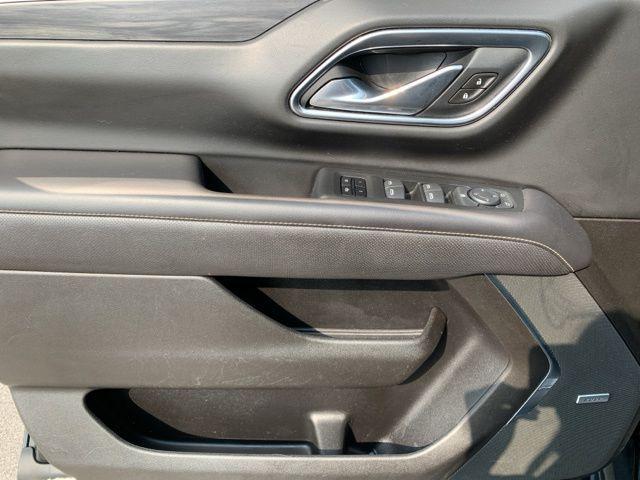 used 2021 GMC Yukon car, priced at $42,089