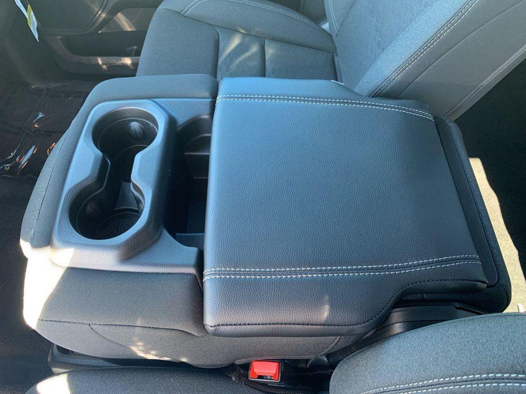 new 2025 Ram 1500 car, priced at $52,691