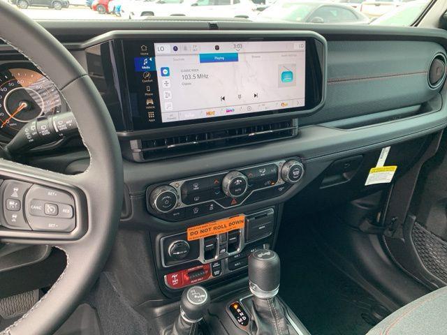 new 2025 Jeep Wrangler car, priced at $61,300