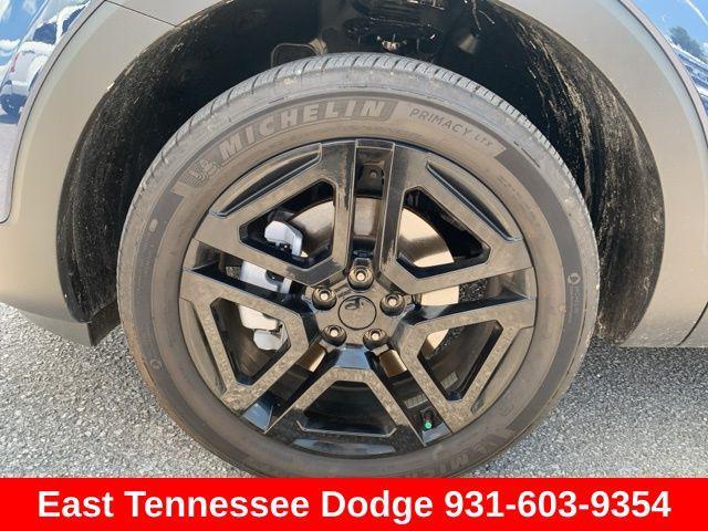 used 2025 Kia Telluride car, priced at $50,498