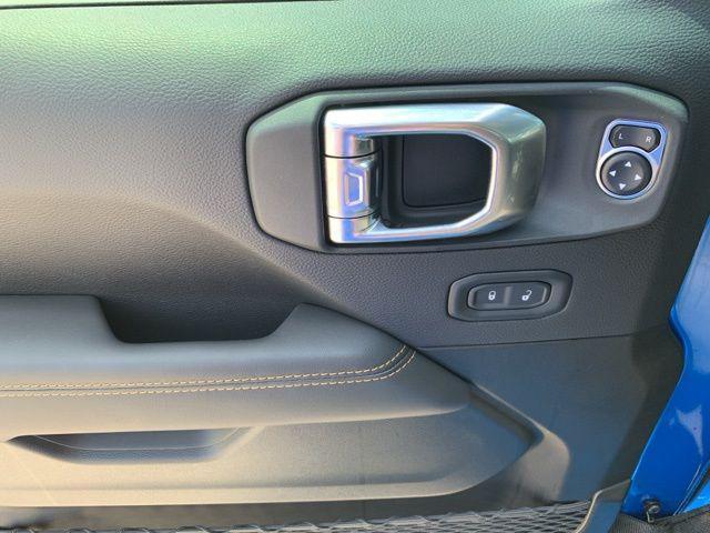 new 2025 Jeep Wrangler car, priced at $49,245