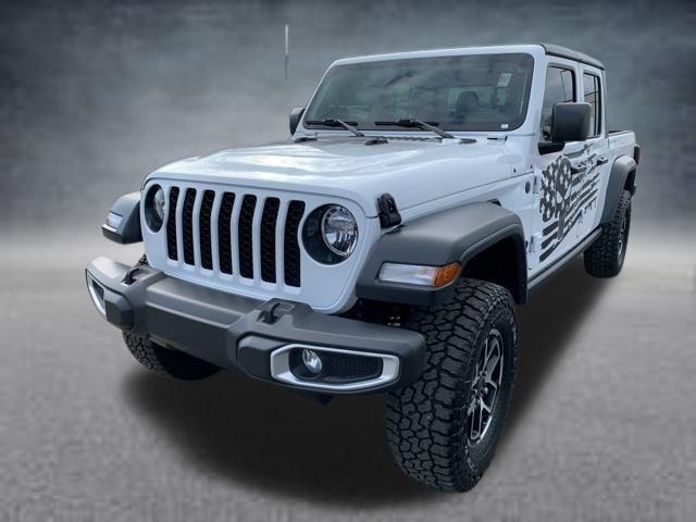 used 2023 Jeep Gladiator car, priced at $33,684