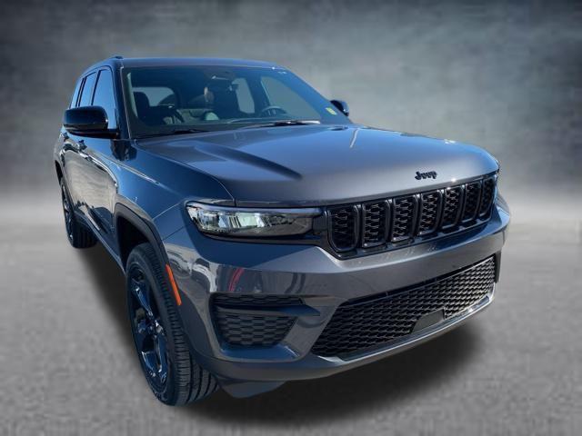 new 2025 Jeep Grand Cherokee car, priced at $45,967