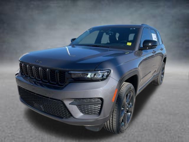 new 2025 Jeep Grand Cherokee car, priced at $45,967