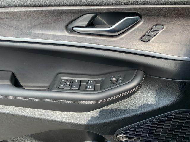 new 2025 Jeep Grand Cherokee L car, priced at $46,899