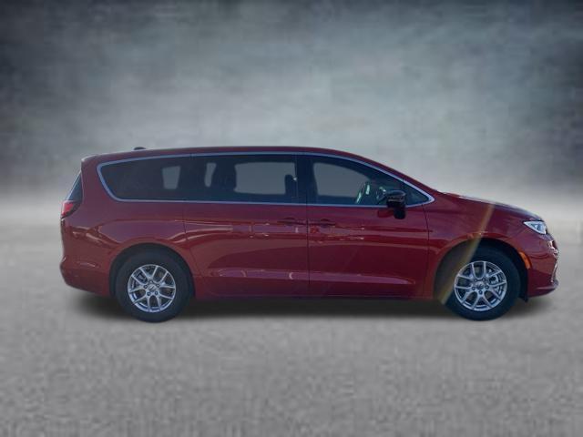 new 2025 Chrysler Pacifica car, priced at $46,969