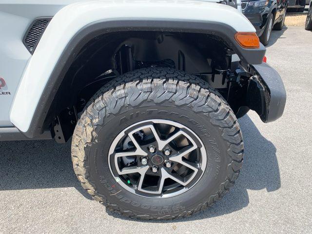 new 2025 Jeep Wrangler car, priced at $58,933