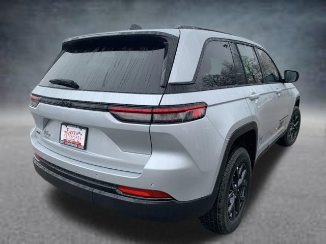 new 2025 Jeep Grand Cherokee car, priced at $44,101