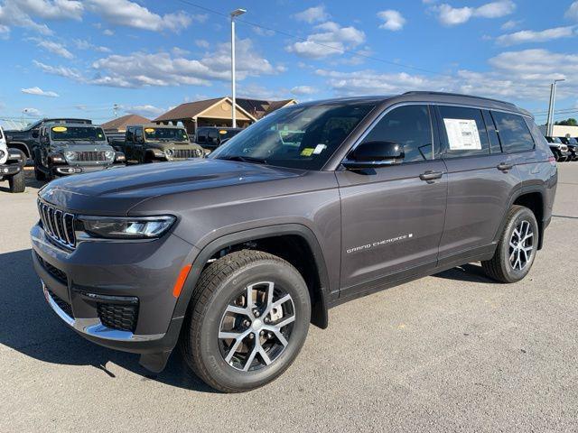 new 2025 Jeep Grand Cherokee L car, priced at $44,829