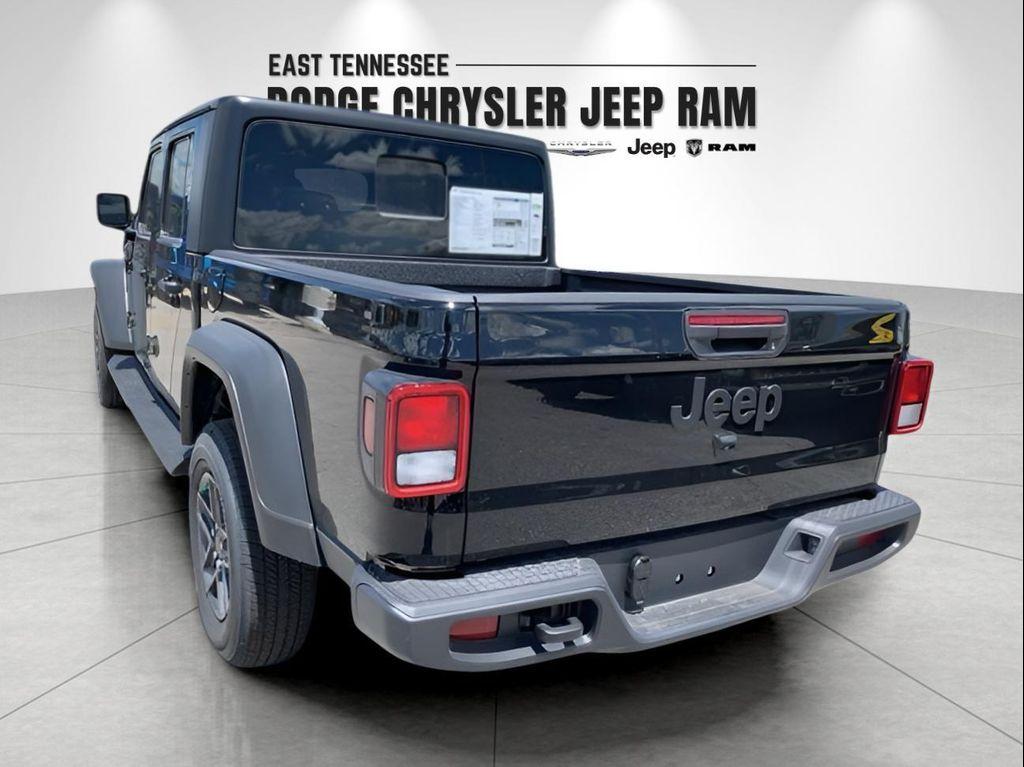 new 2025 Jeep Gladiator car, priced at $42,605
