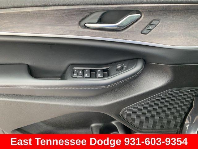 used 2024 Jeep Grand Cherokee car, priced at $34,436