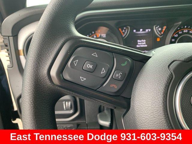 new 2025 Jeep Gladiator car, priced at $46,035