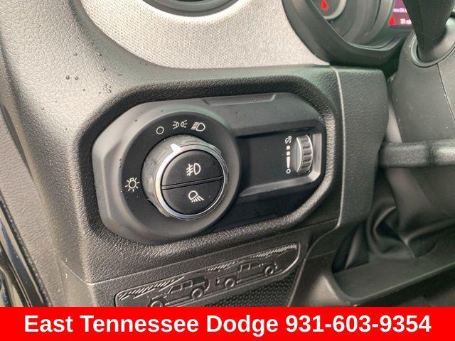 new 2025 Jeep Gladiator car, priced at $46,035
