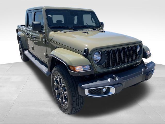 new 2025 Jeep Gladiator car, priced at $53,500