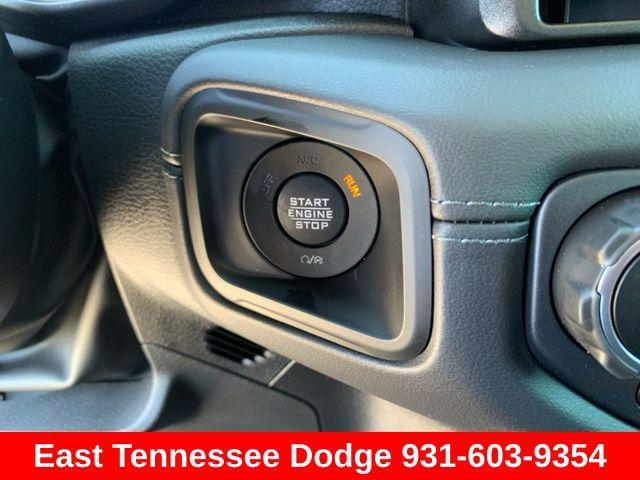 new 2025 Jeep Gladiator car, priced at $53,500