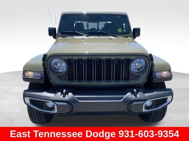 new 2025 Jeep Gladiator car, priced at $53,500