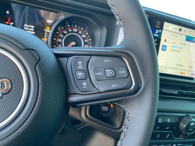 new 2025 Jeep Gladiator car, priced at $53,500